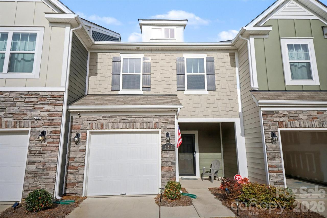 226 Quinn Rd., Matthews, NC 28104