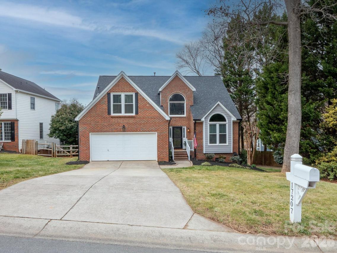 17207 Shadow Bark Dr., Cornelius, NC 28031