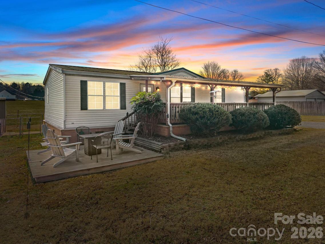 823 Glover Rd., Salisbury, NC 28146