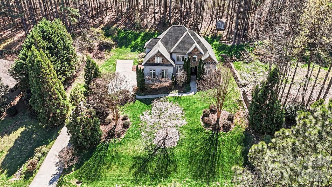 131 Winding Forest Dr., Troutman, NC 28166