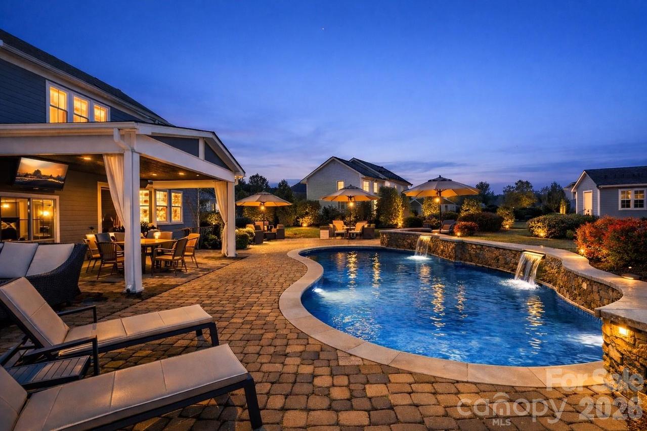 7683 Lazy Hollow Ln., Denver, NC 28037