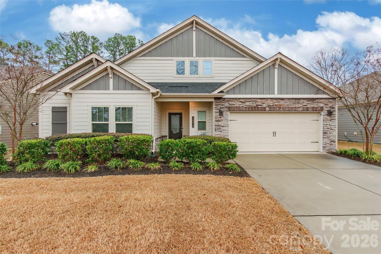 14915 Batteliere Dr., Charlotte, NC 28278