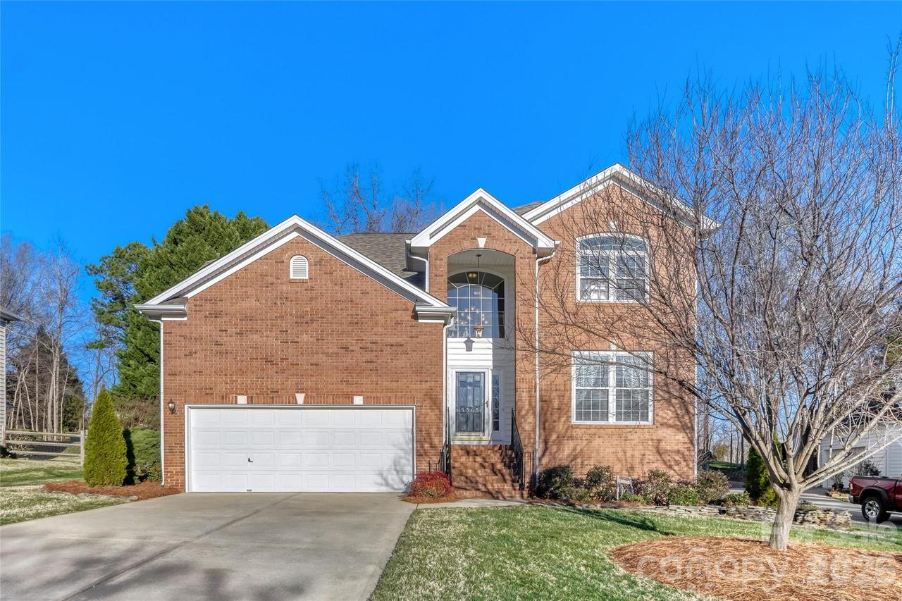 5365 Cambridge Bay Dr., Charlotte, NC 28269