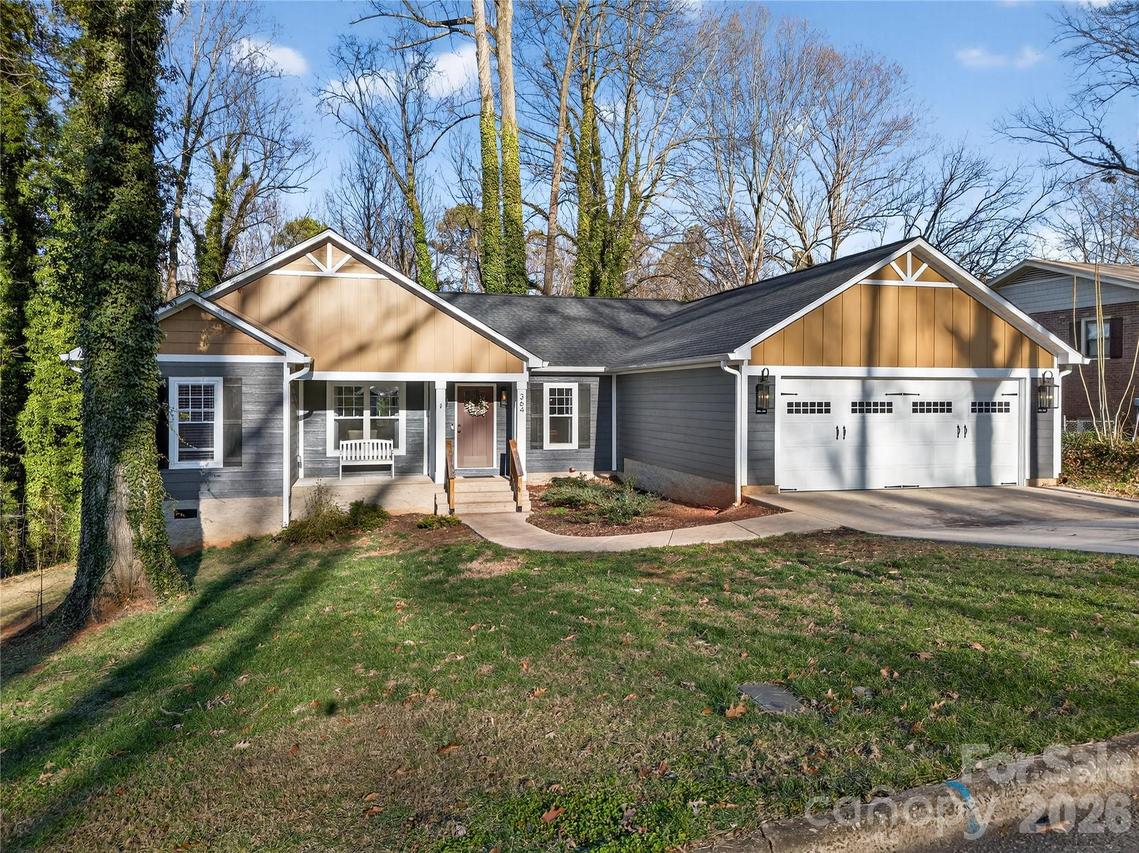 364 N Oakwood Dr., Statesville, NC 28677