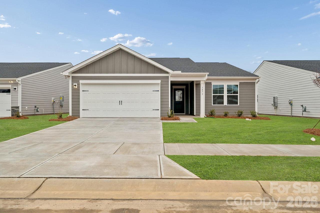 1473 Ardmore Dr., Sherrills Ford, NC 28673