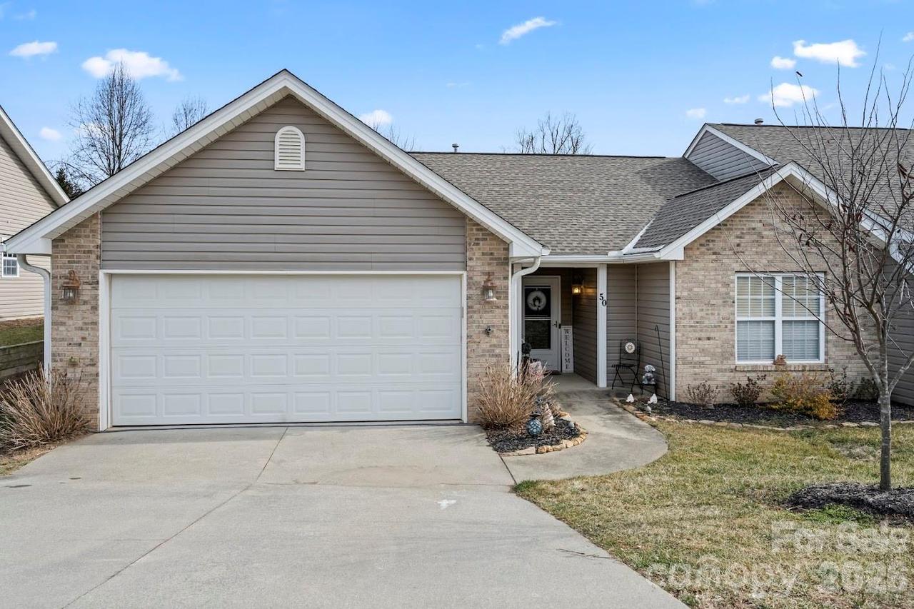 50 Farington Cir., Fletcher, NC 28732