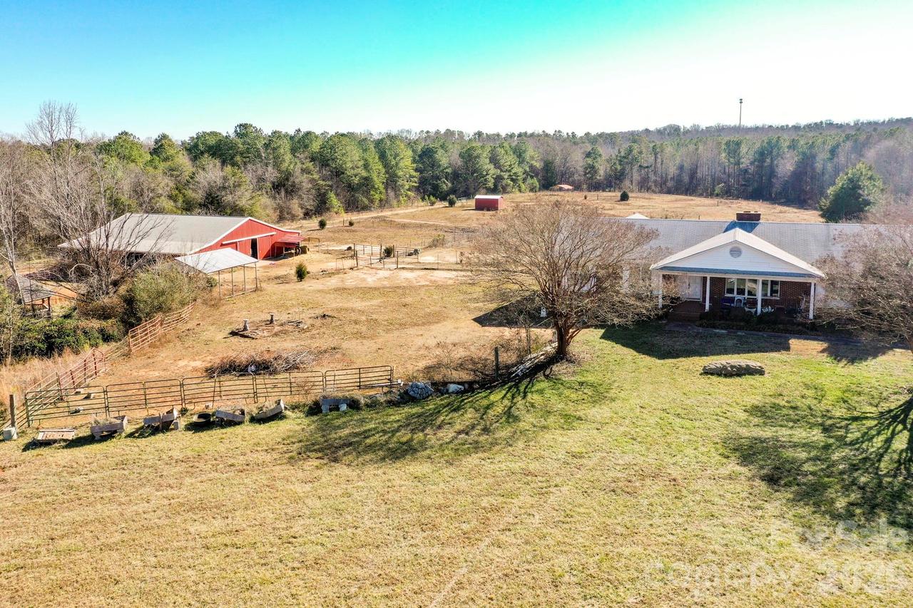 350 Morningstar Lake Rd., Forest City, NC 28043
