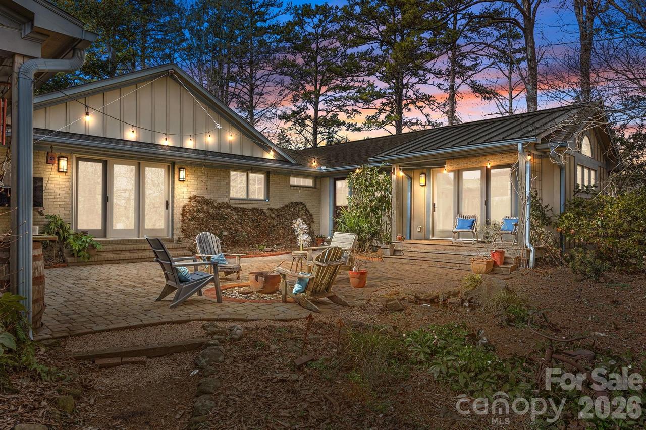 8777 Hickory Ridge Rd., Harrisburg, NC 28075