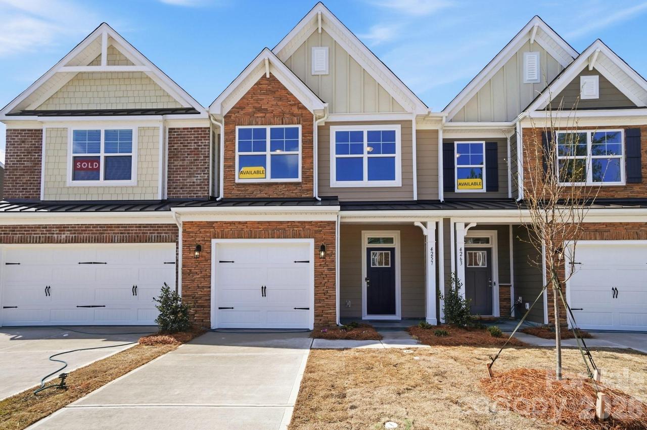 4257 Black Ct., Harrisburg, NC 28075