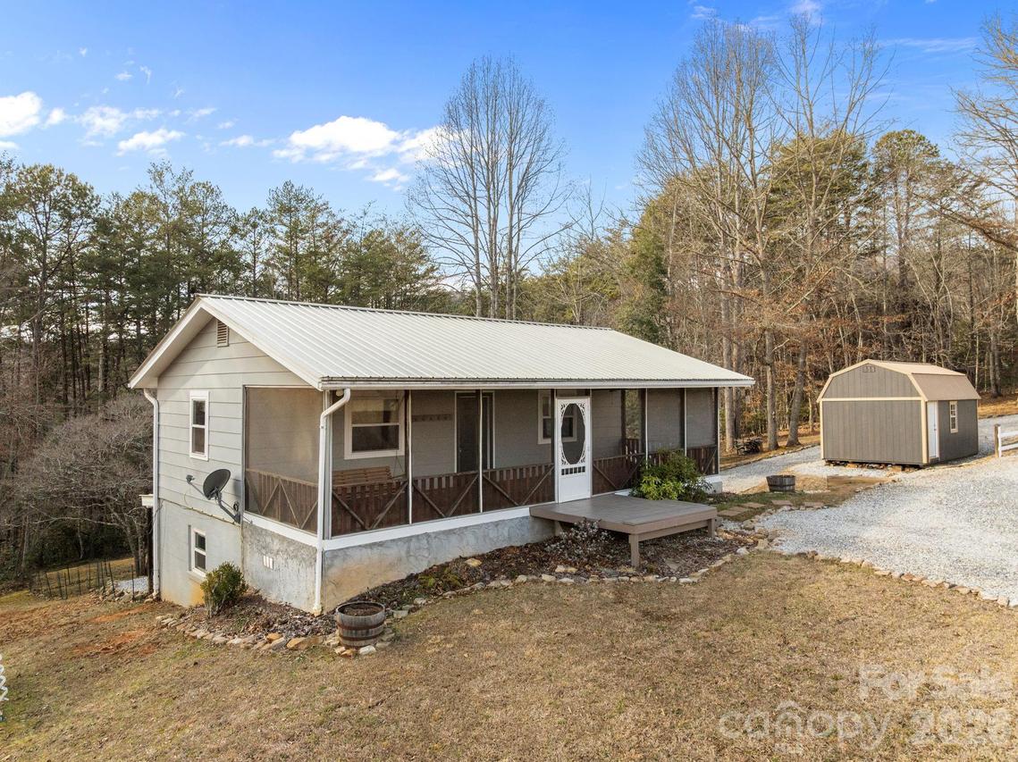 1169 Rickman Creek Rd., Franklin, NC 28734