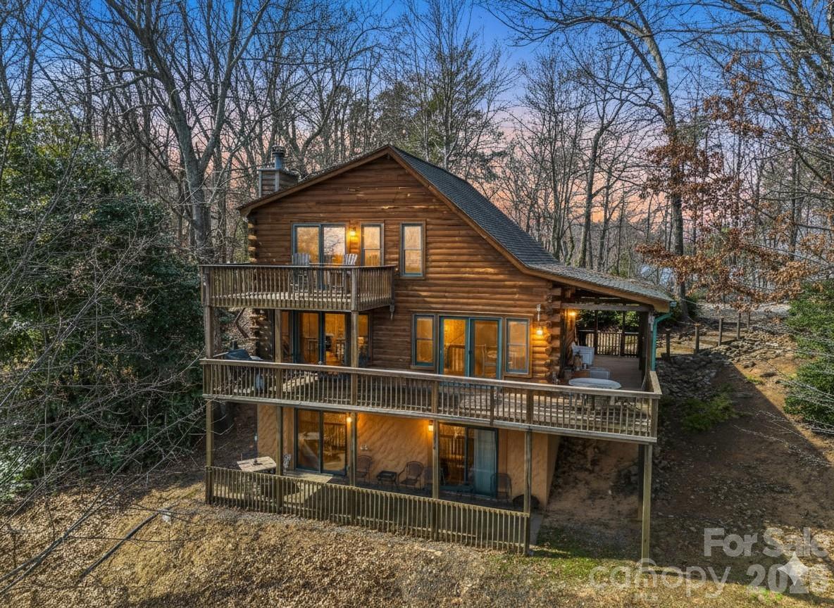 169 Laurel Ln., Lake Lure, NC 28746