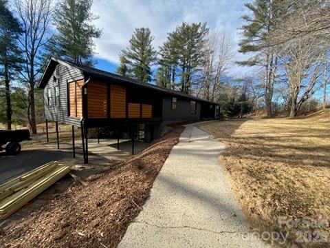 75 Old Macedonia Rd., Alexander, NC 28701