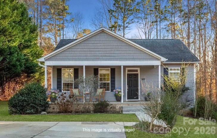 107 Barndale Dr., Troutman, NC 28166