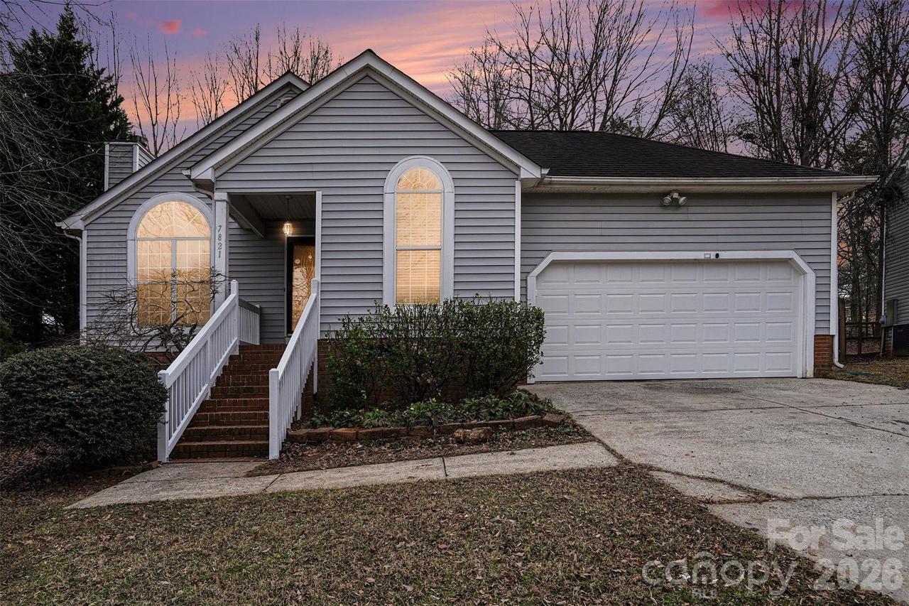 7821 Royce Hall Ln. #42, Charlotte, NC 28216