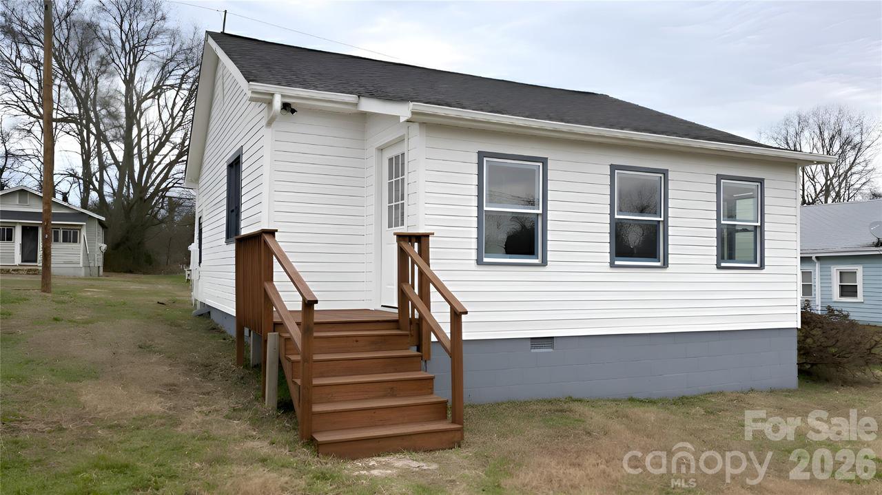 105 E Hartford Ave., Bessemer City, NC 28016