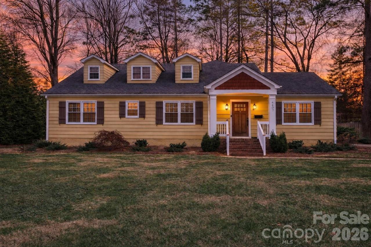 4467 Woodlark Ln., Charlotte, NC 28211