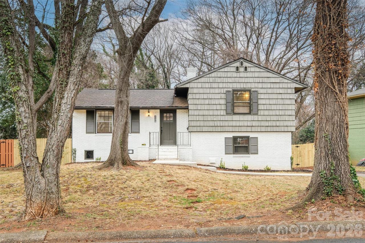 5217 Furman Pl., Charlotte, NC 28210