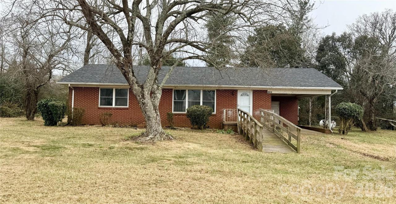 238 Davis Rd., Shelby, NC 28152