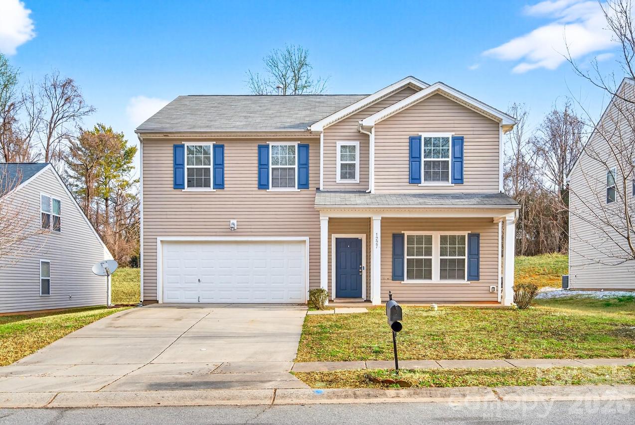 1227 Lauren Village Dr., Charlotte, NC 28213