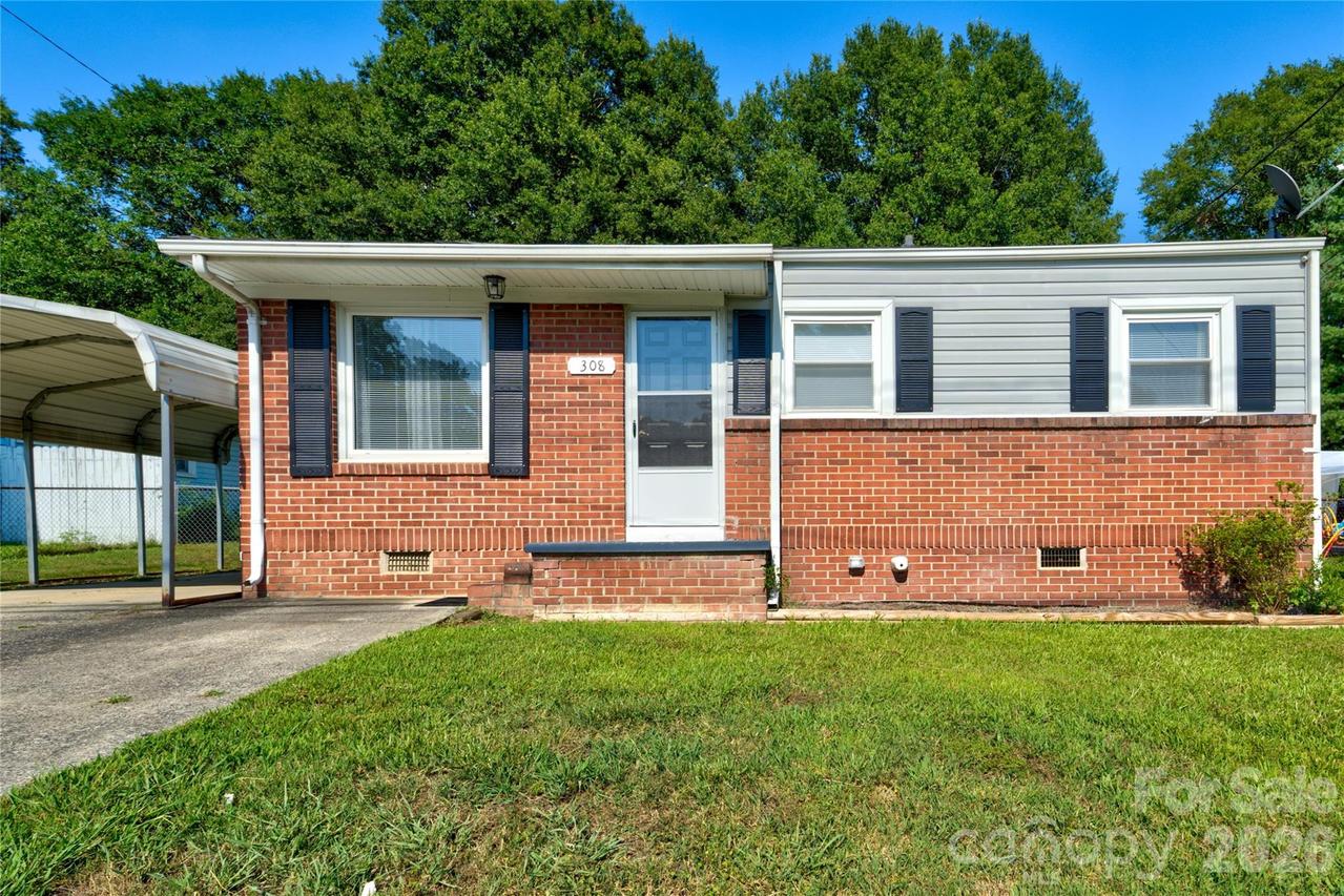 308 S Myrtle School Rd., Gastonia, NC 28052