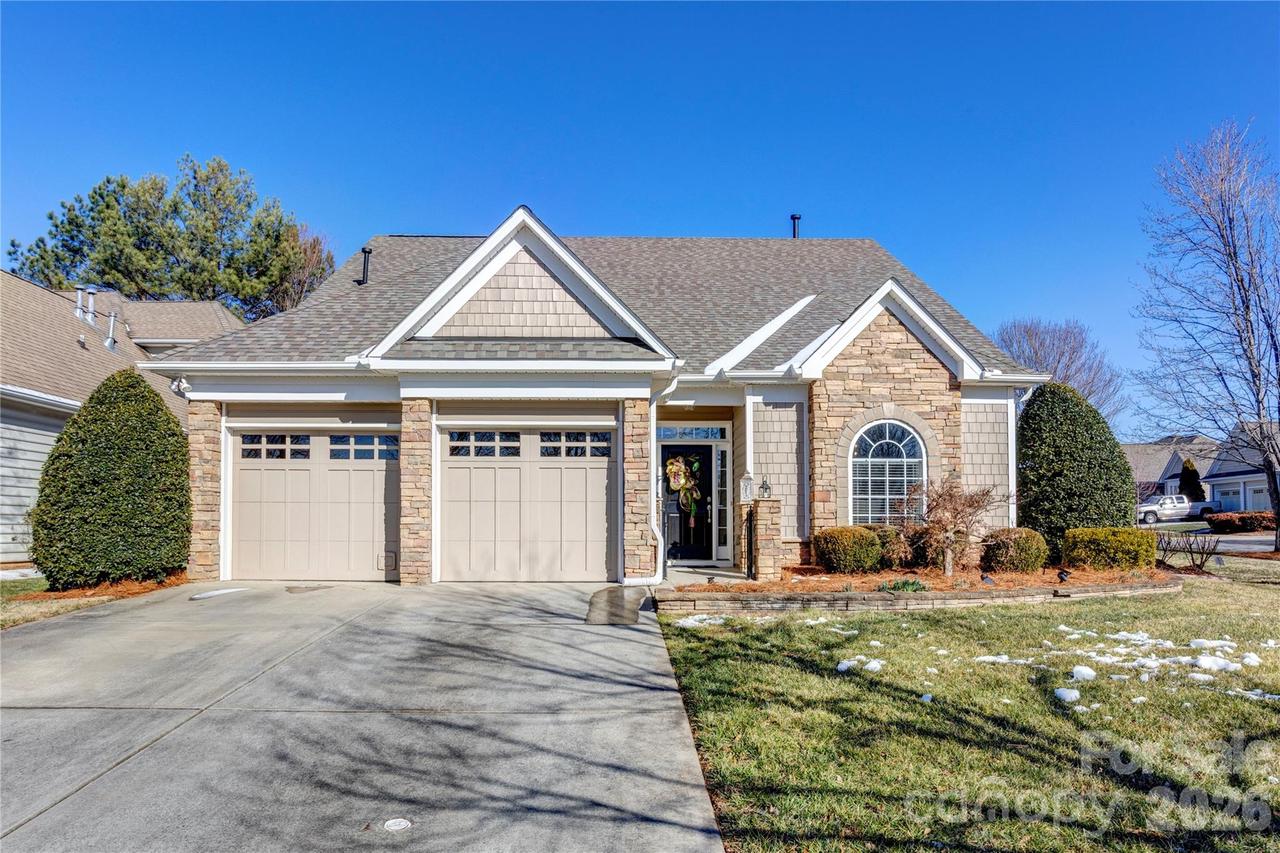 2663 Danbury Cir., Concord, NC 28027