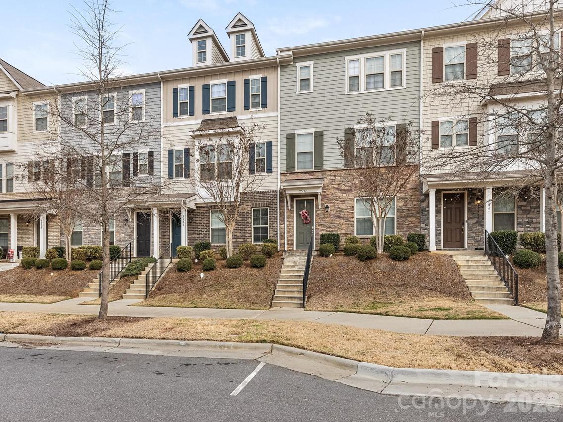 9533 Ainslie Downs St., Charlotte, NC 28273