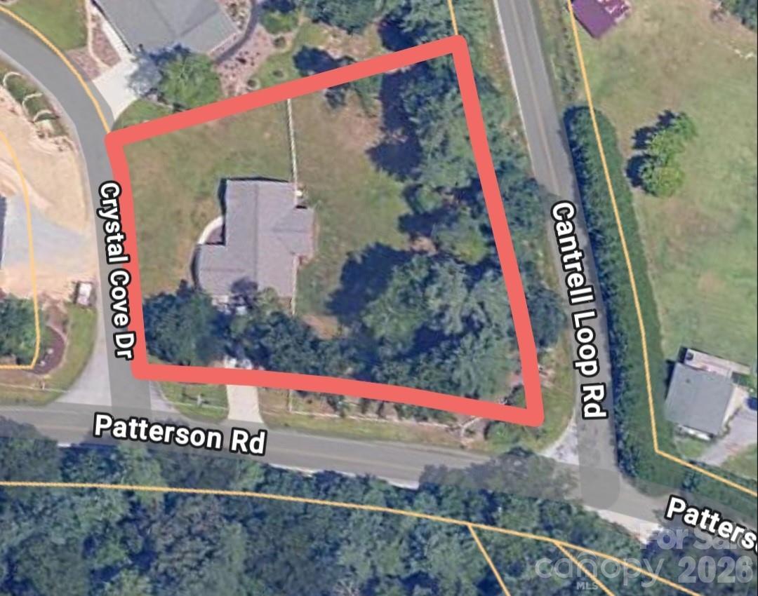 12 Crystal Cove Dr., Hendersonville, NC 28739