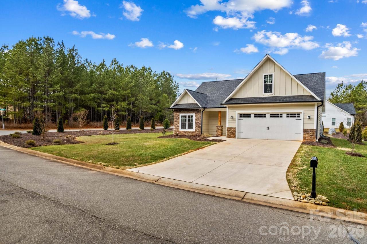 215 Village Ln., Salisbury, NC 28146