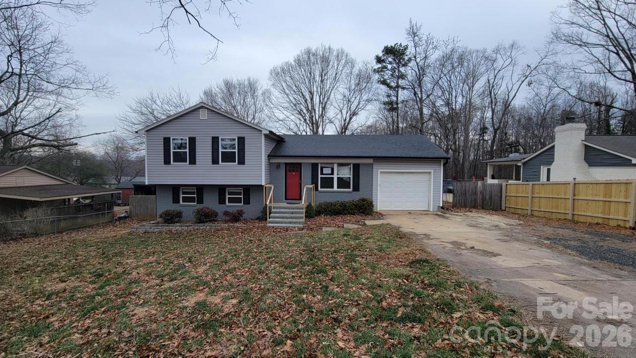 120 Shady Bluff Dr., Gastonia, NC 28052