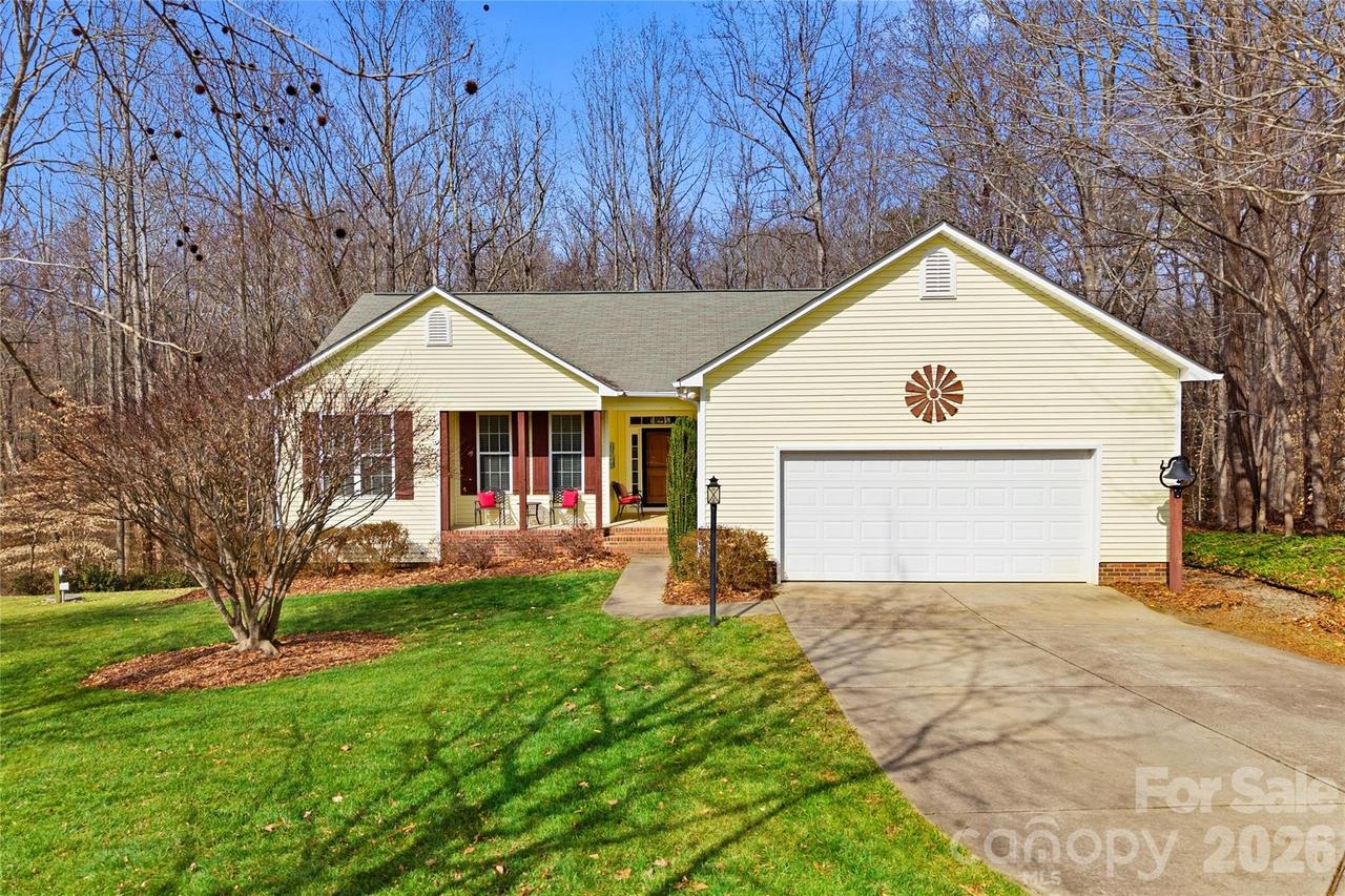 3481 Seminole Dr., Maiden, NC 28650