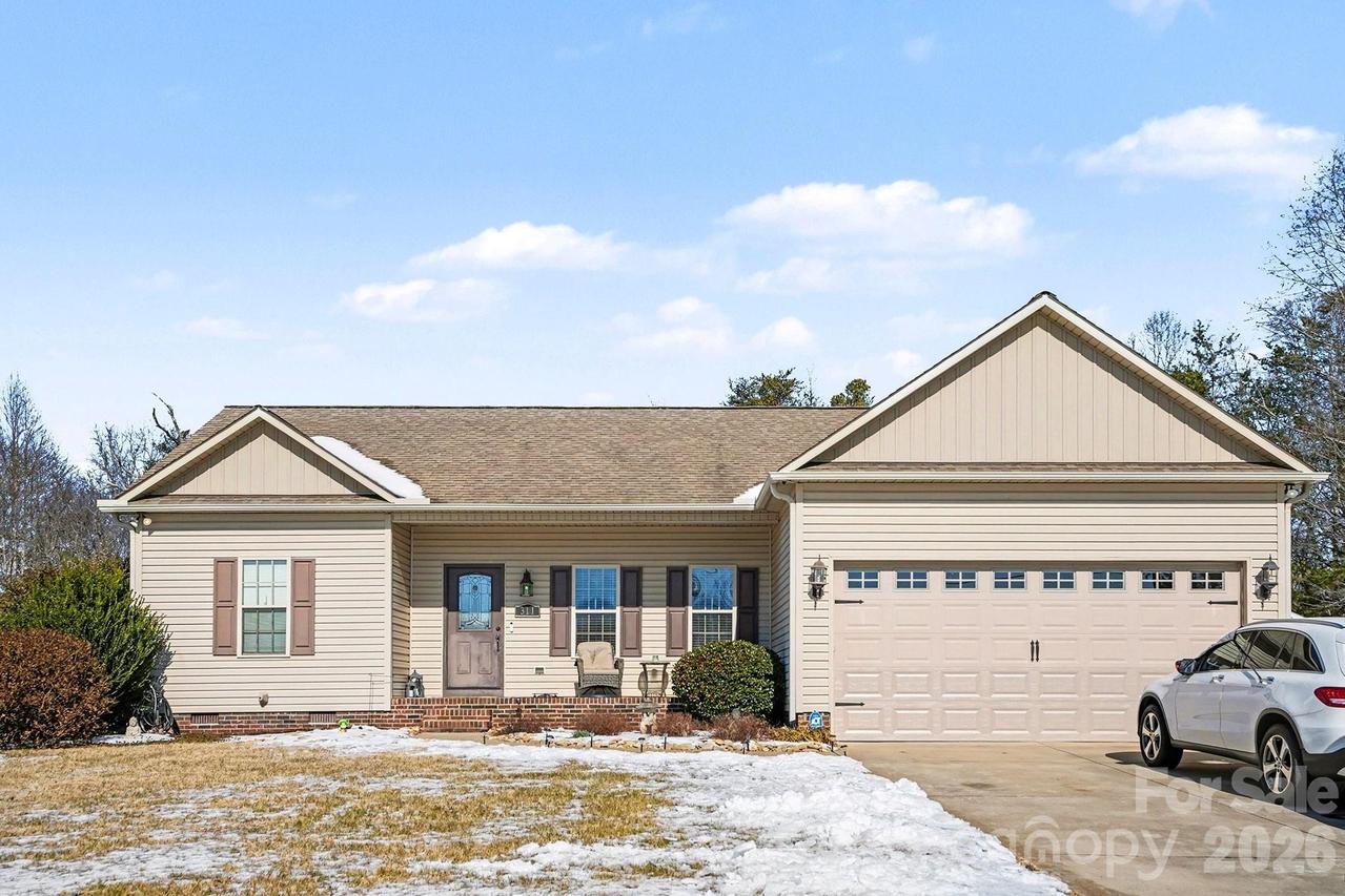 311 Massey Deal Rd., Statesville, NC 28625