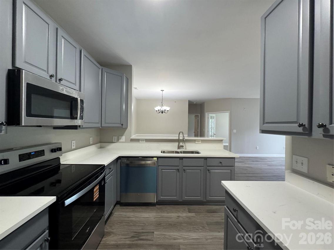 10676 Hill Point Ct., Charlotte, NC 28262