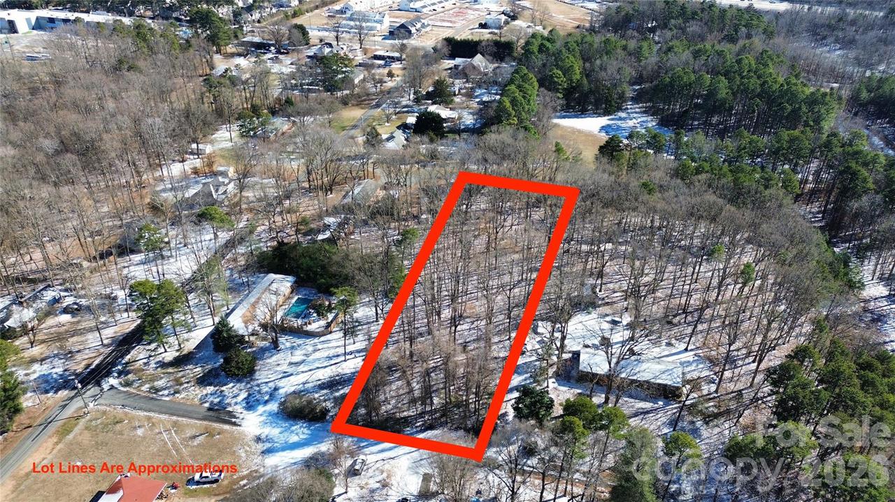 11006 Cedar Ln., Huntersville, NC 28078