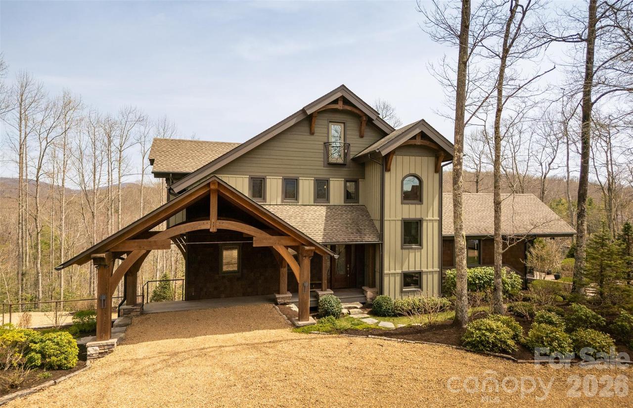 1220 Sweetgrass Dr., Blowing Rock, NC 28605