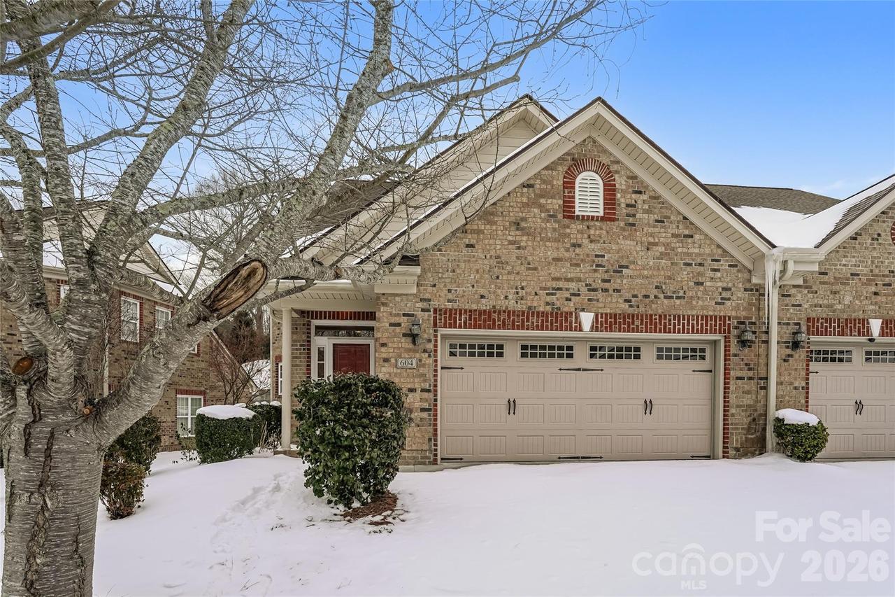 604 Southlake Ct., Lexington, NC 27295