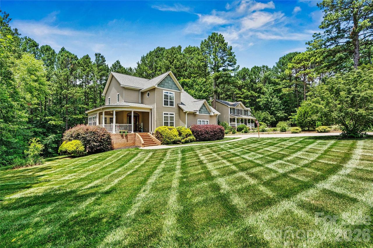 1606 High Ridge Dr., Stanley, NC 28164