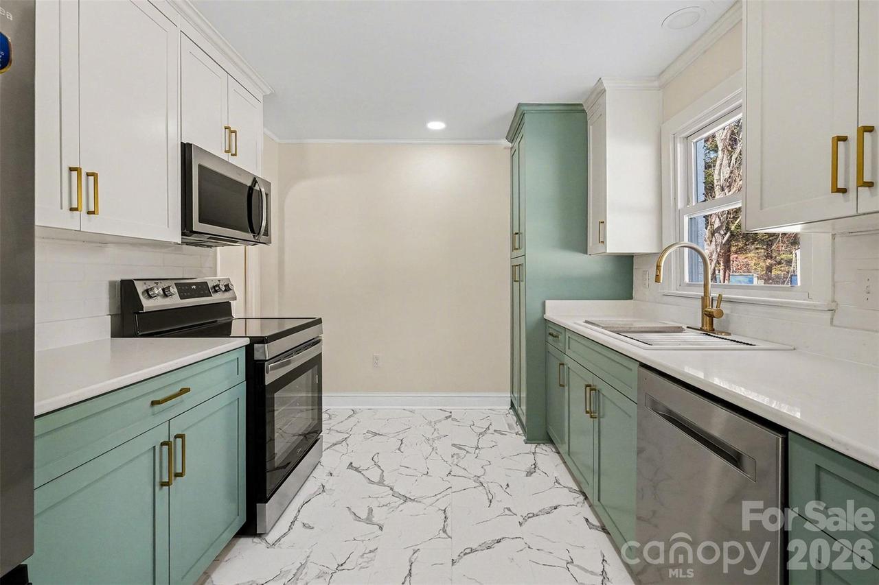 416 Old Mountain Rd., Statesville, NC 28677