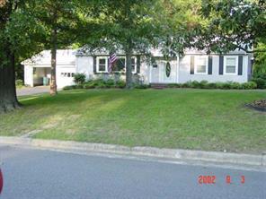 70 NE Circle Dr., Concord, NC 28025