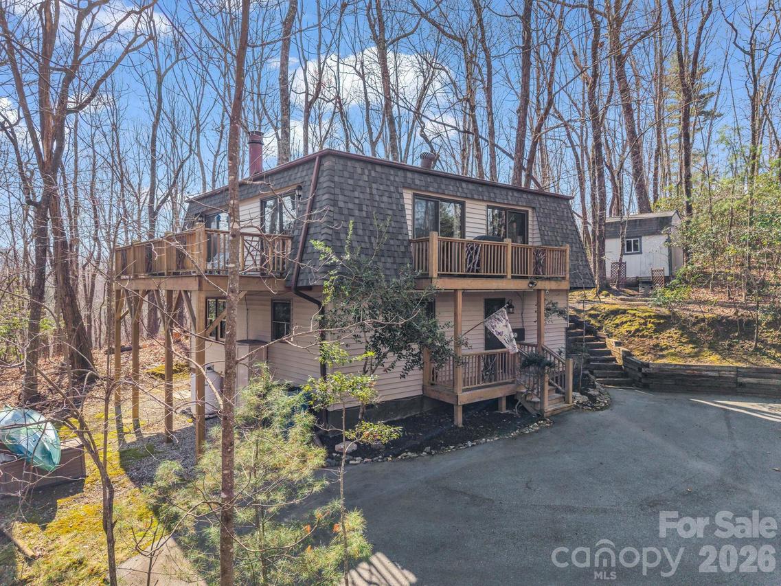 177 Tsisqua Cir., Brevard, NC 28712