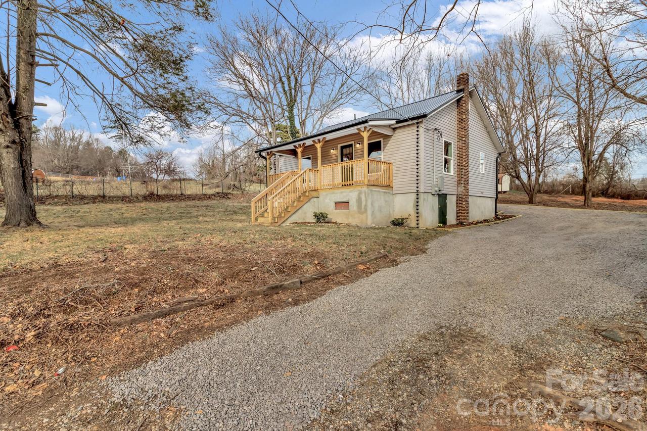 246 Marion St., Marion, NC 28752