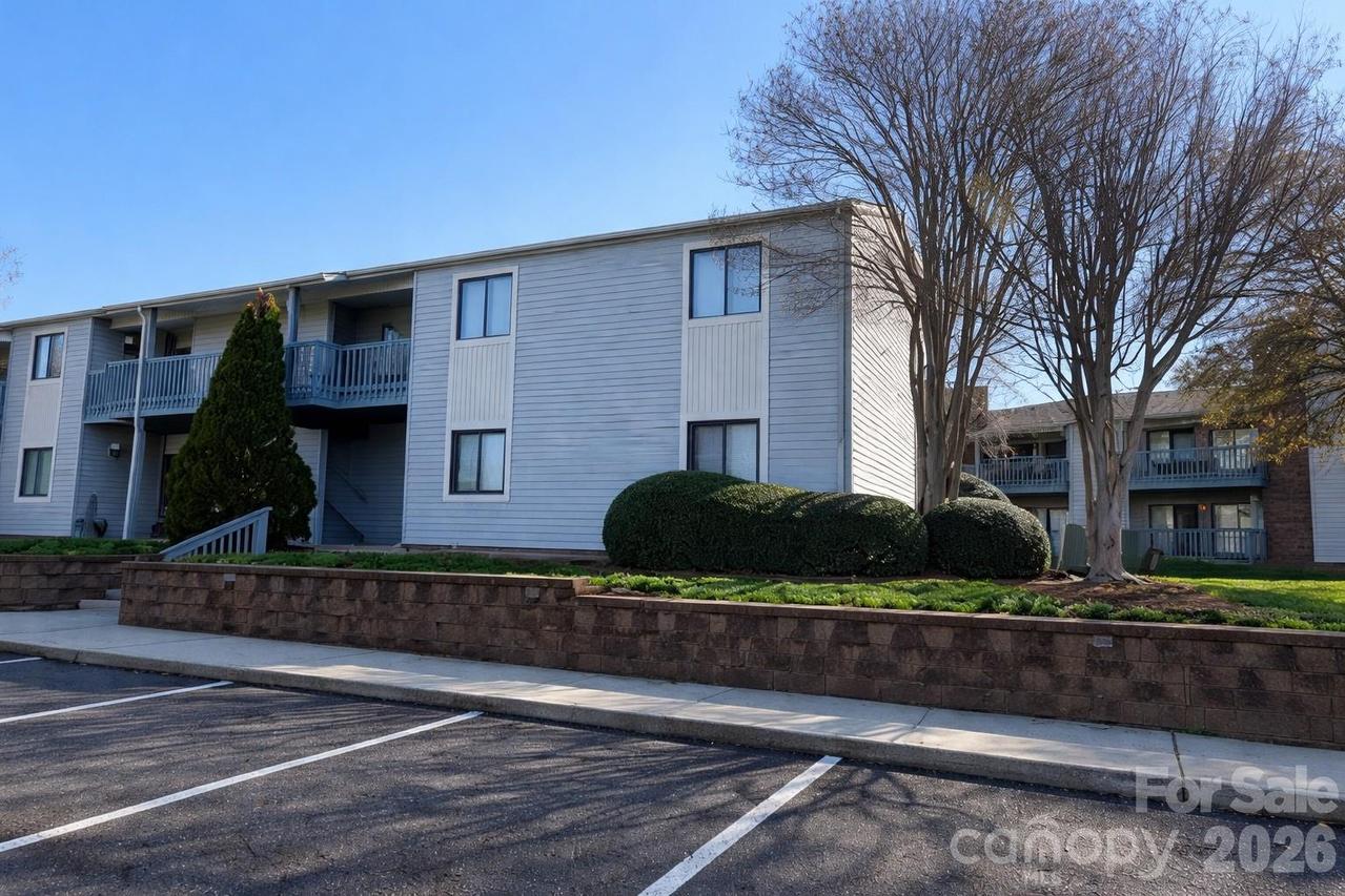 11027 Harrowfield Rd., Charlotte, NC 28226