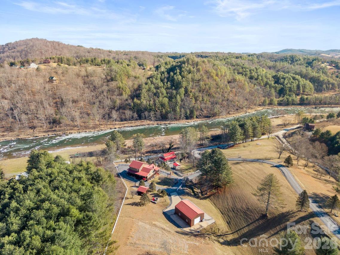 199 Joriann Dr., Crumpler, NC 28617