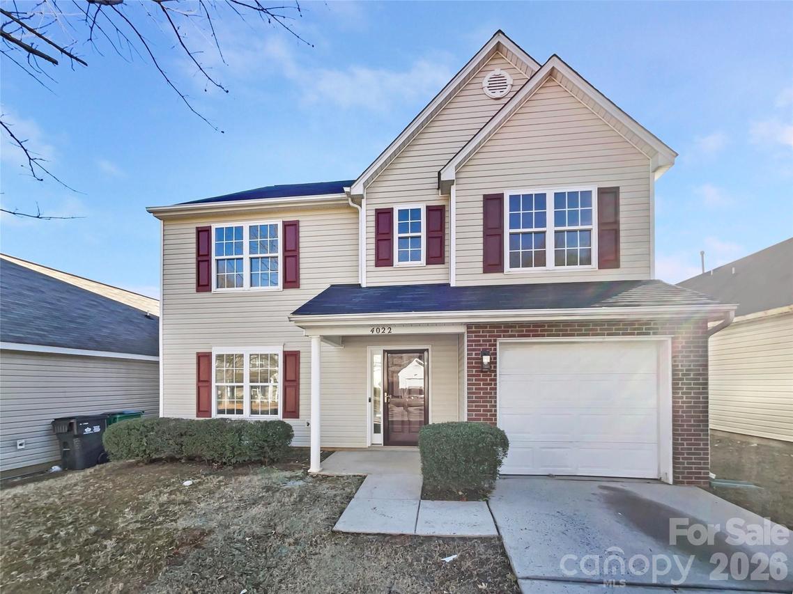 4022 Cindy Woods Ln., Charlotte, NC 28216