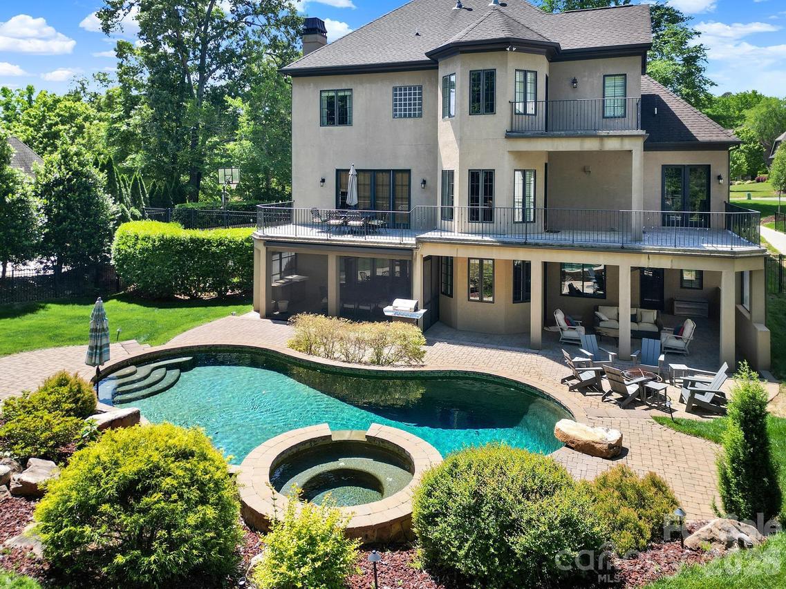 8000 Skye Lochs Dr., Waxhaw, NC 28173