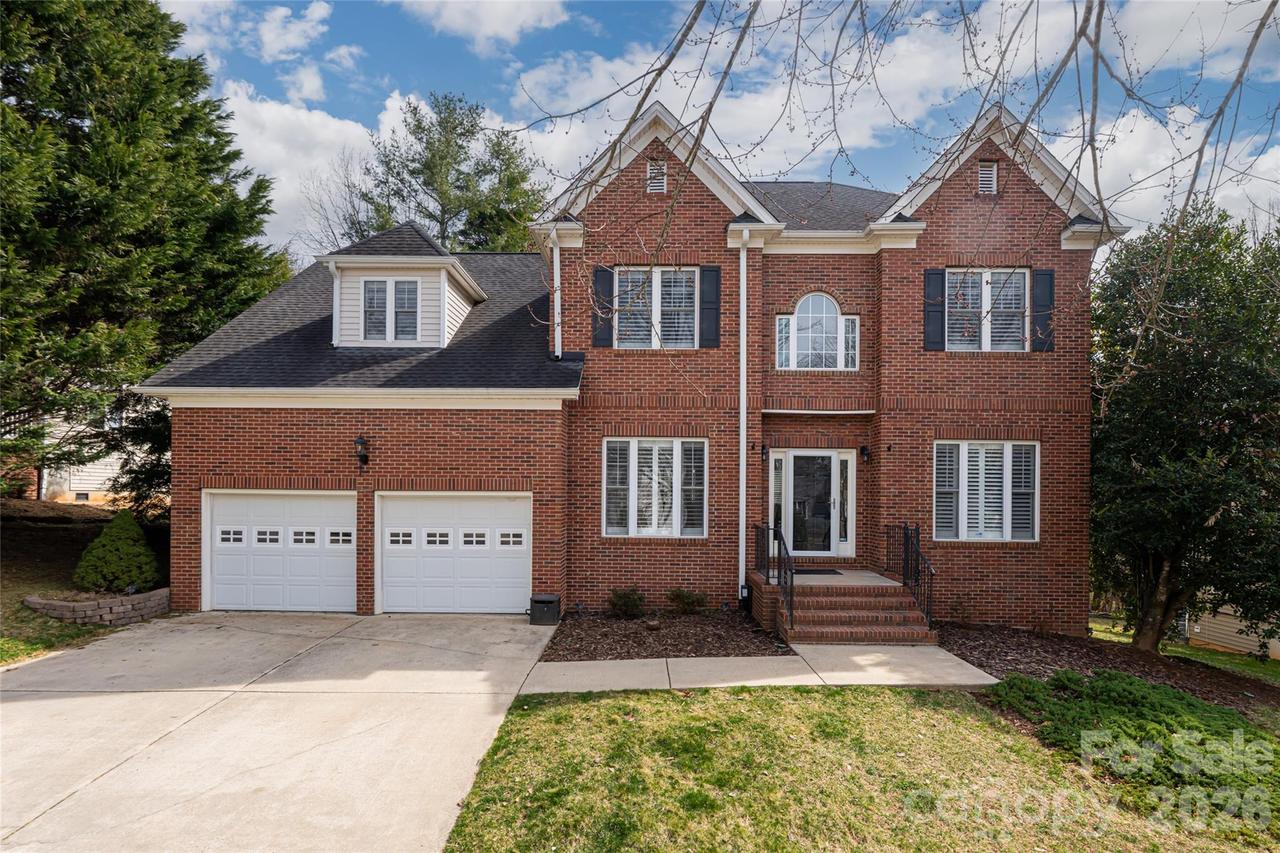 9 Rosebay Ln., Asheville, NC 28803