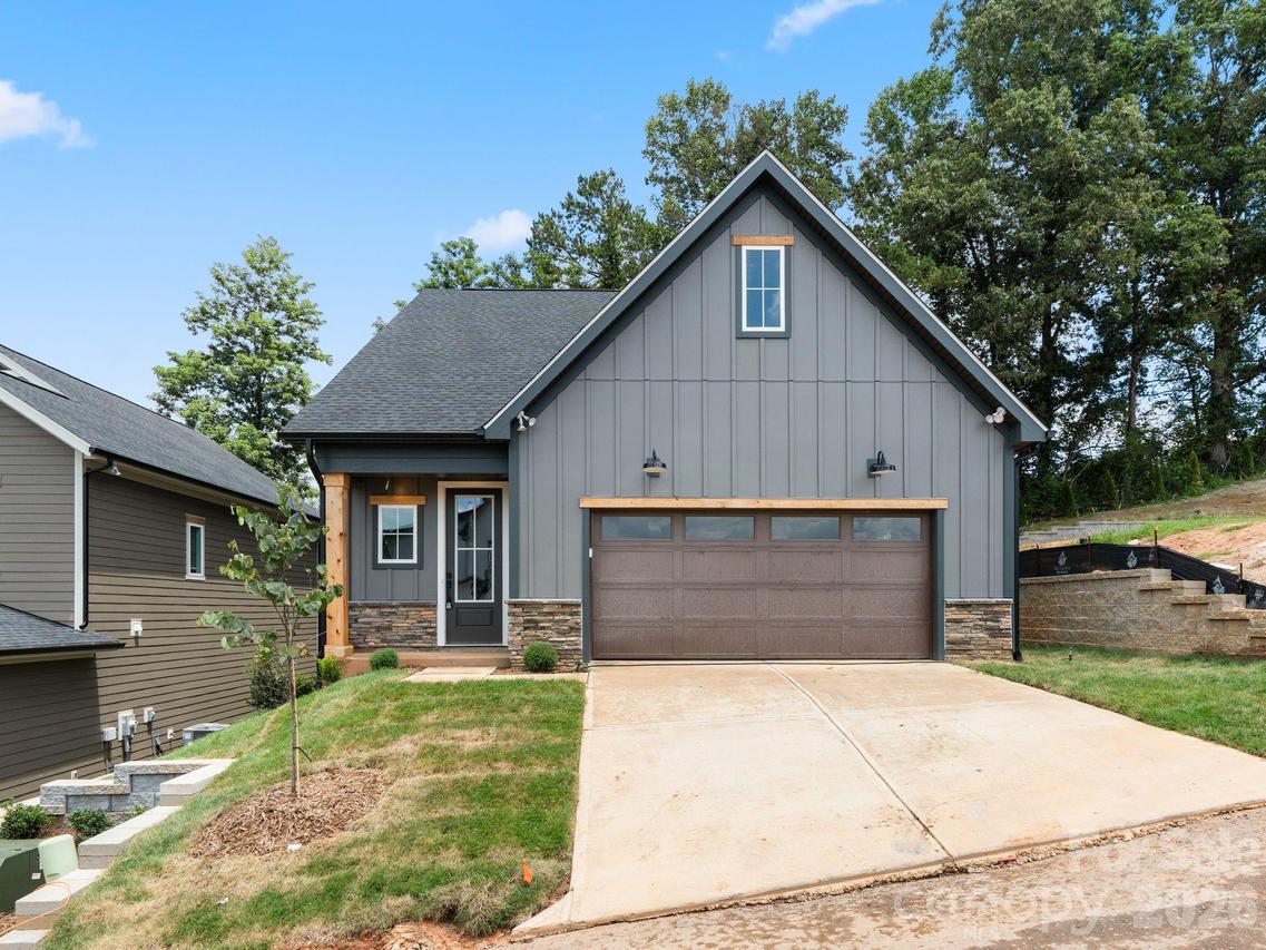 116 Chapel Crossing Ln. #11, Weaverville, NC 28787