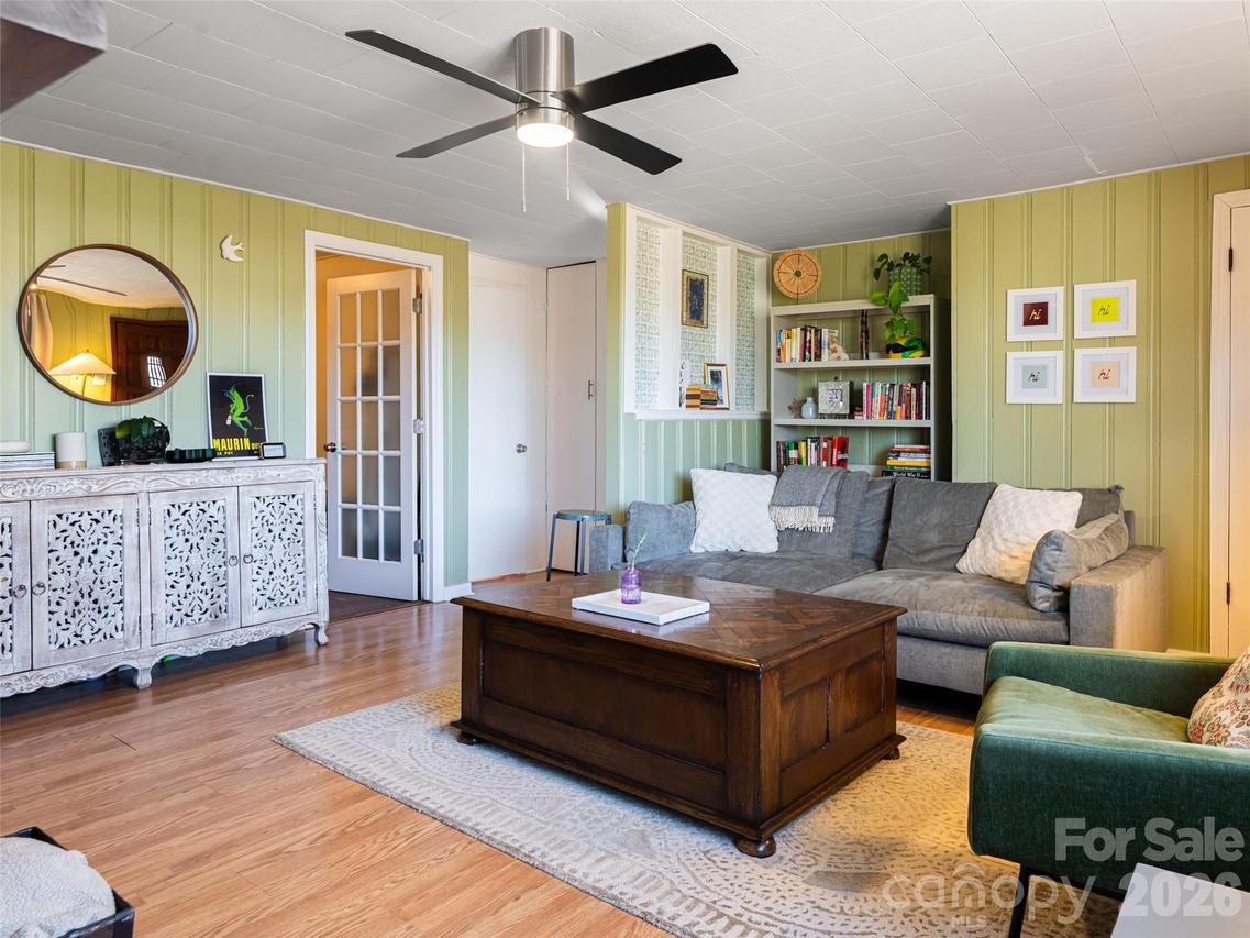 44 Presbyterian Church Rd., Mills River, NC 28759