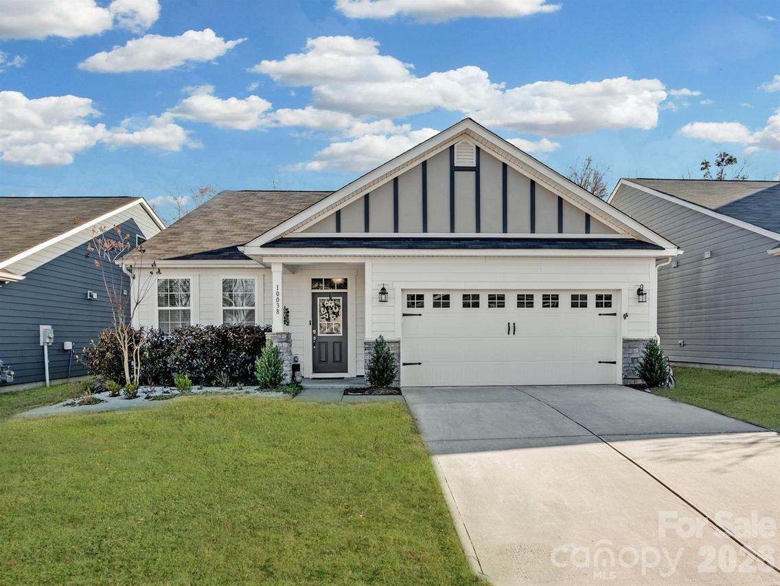 10038 Sweetbriar Rose Ct., Huntersville, NC 28078