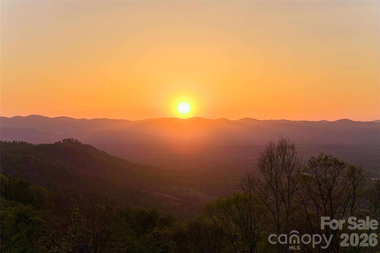 99999 Elk Mountain Scenic Hwy. #2, Asheville, NC 28804