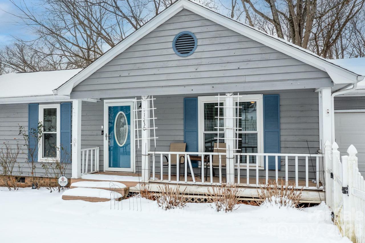 11230 Mallard Crossing Dr., Charlotte, NC 28262